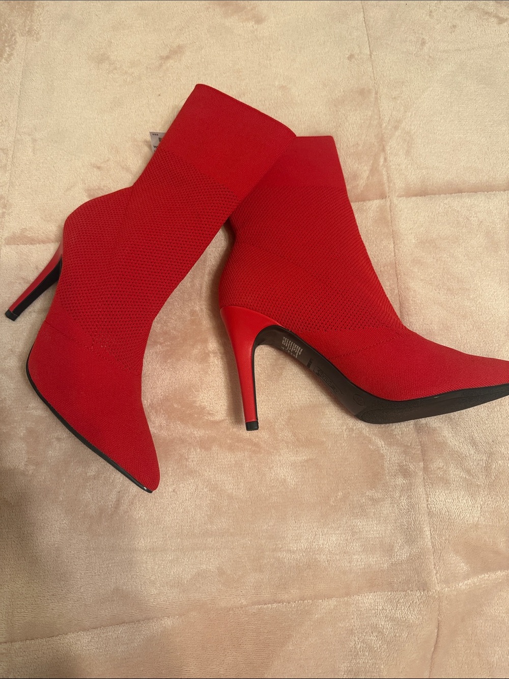 Brash Red Knit Pointed-Toe Stiletto Ankle Boots